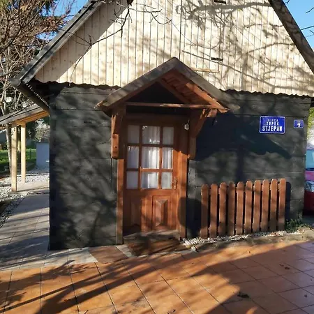 Ferienwohnung Kuca Za Odmor Tupek Zagreb Exterior foto