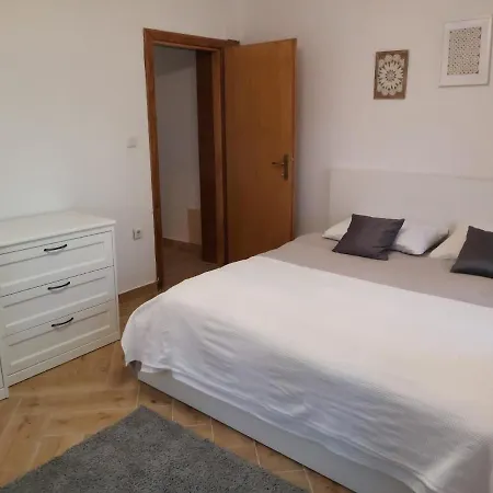 Ferienwohnung Kuca Za Odmor Tupek Zagreb Exterior foto