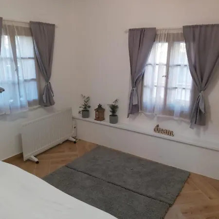 Ferienwohnung Kuca Za Odmor Tupek Zagreb Exterior foto