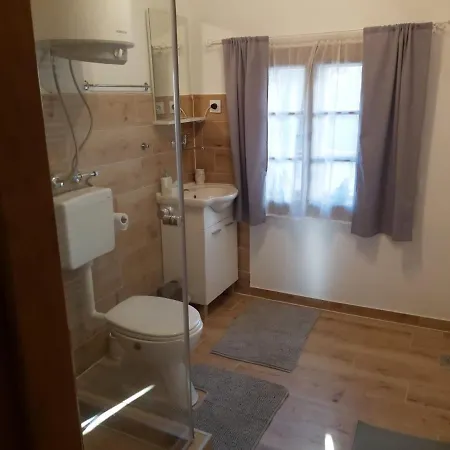 Ferienwohnung Kuca Za Odmor Tupek Zagreb Exterior foto